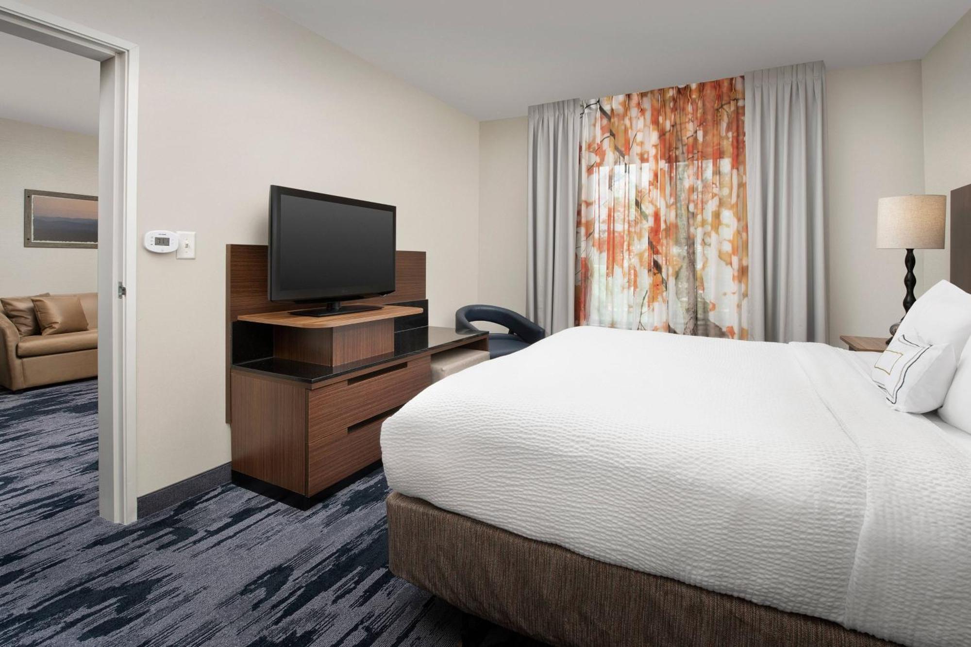 Fairfield Inn & Suites Baltimore BWI Airport Linthicum Exterior foto